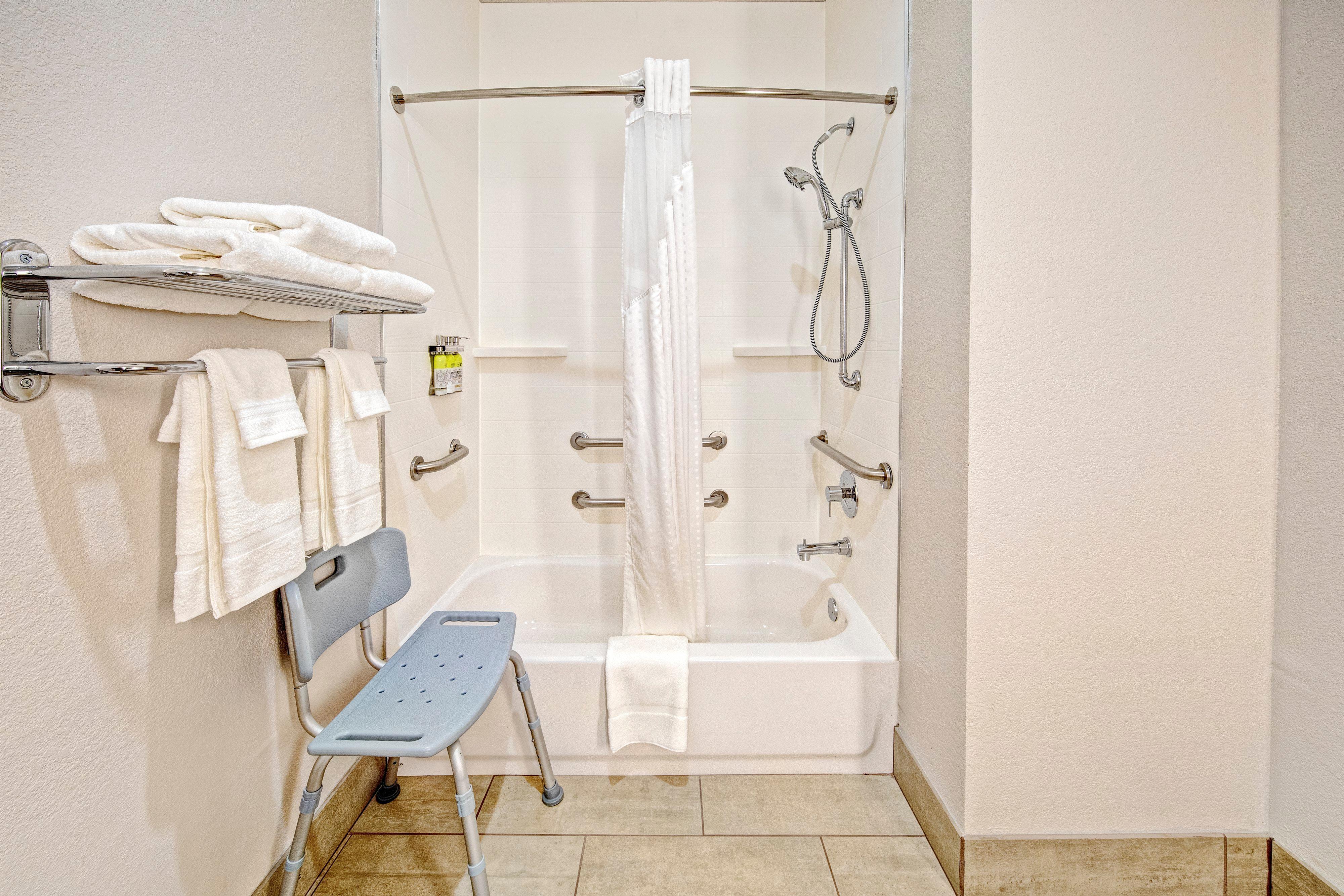 Holiday Inn Express Hotel & Suites Clarksville Extérieur photo
