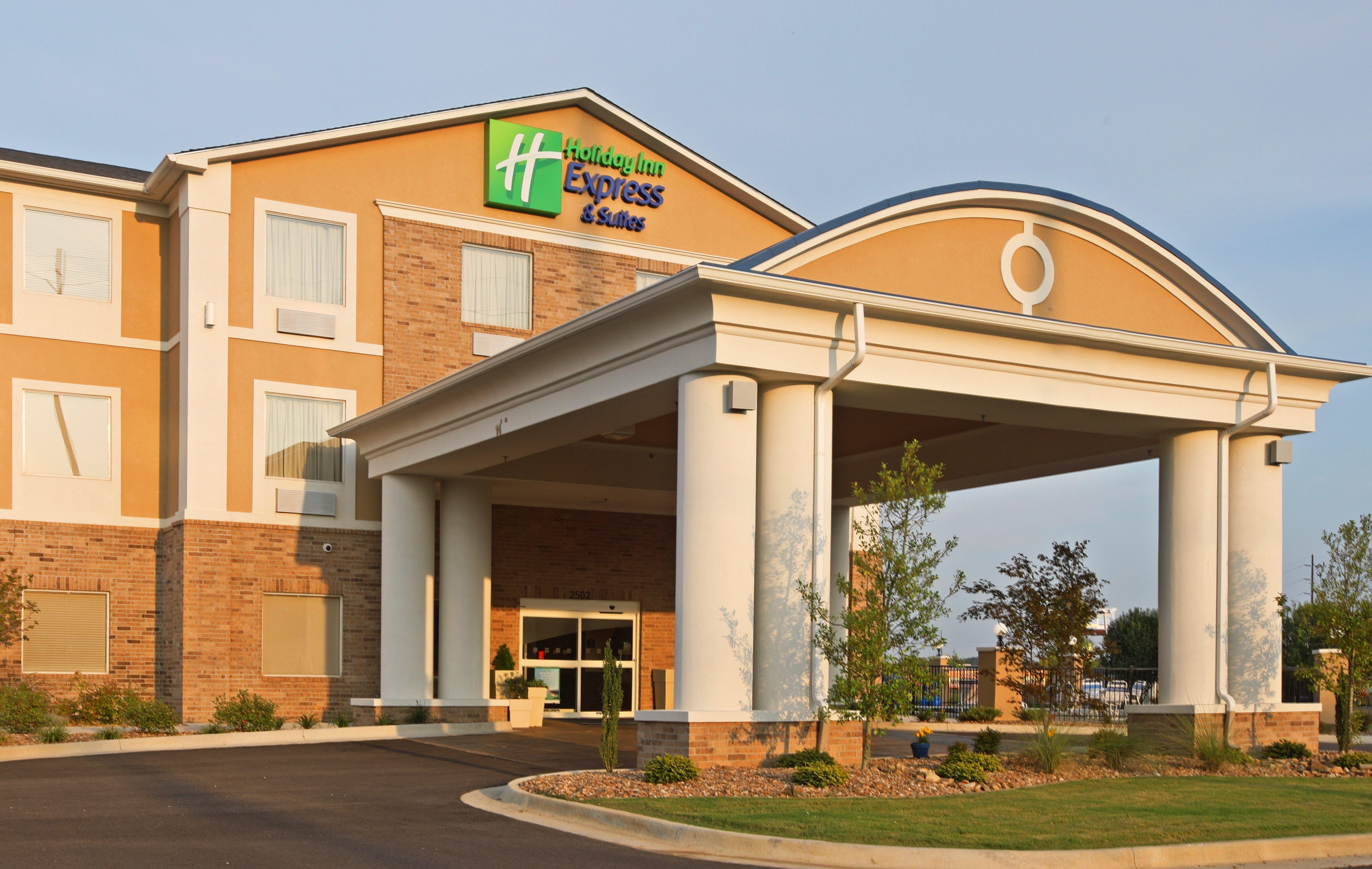 Holiday Inn Express Hotel & Suites Clarksville Extérieur photo