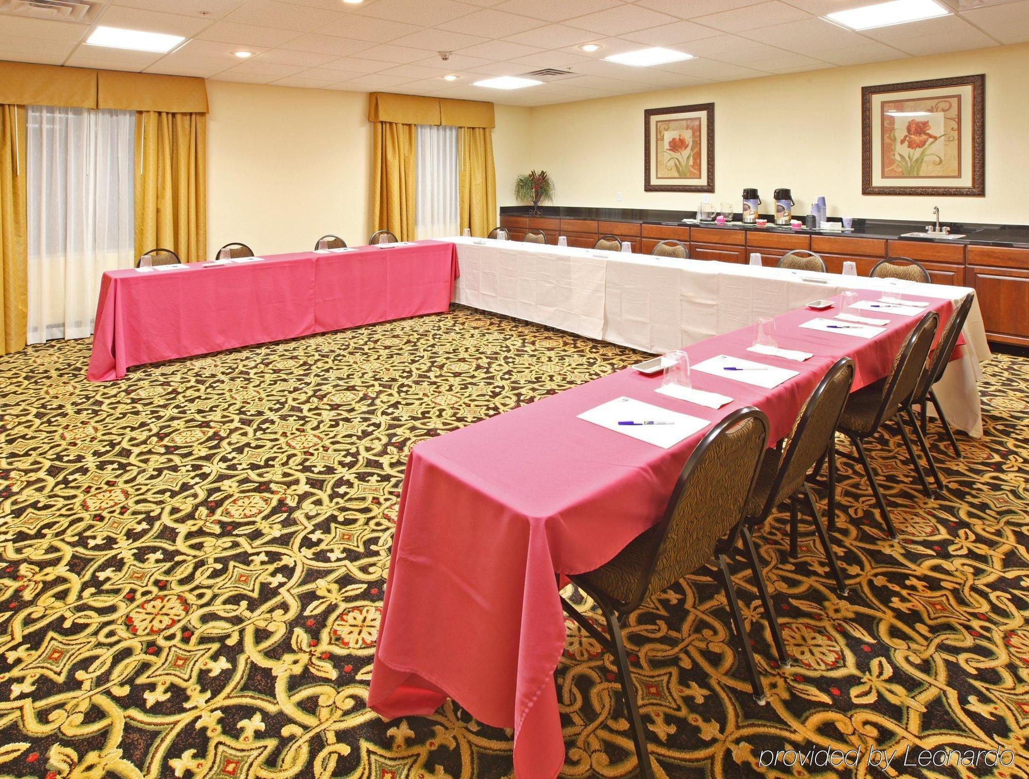 Holiday Inn Express Hotel & Suites Clarksville Facilités photo