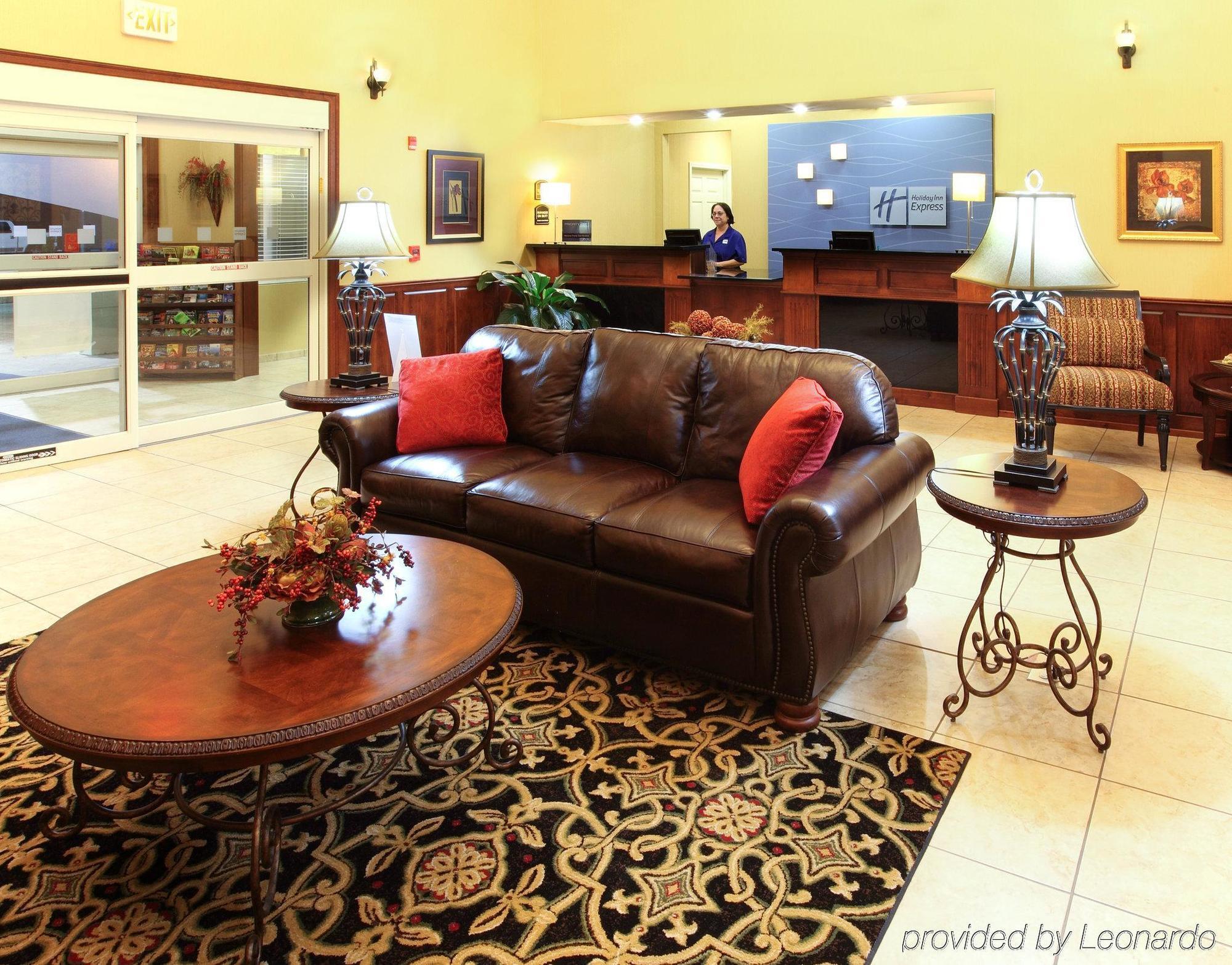 Holiday Inn Express Hotel & Suites Clarksville Extérieur photo